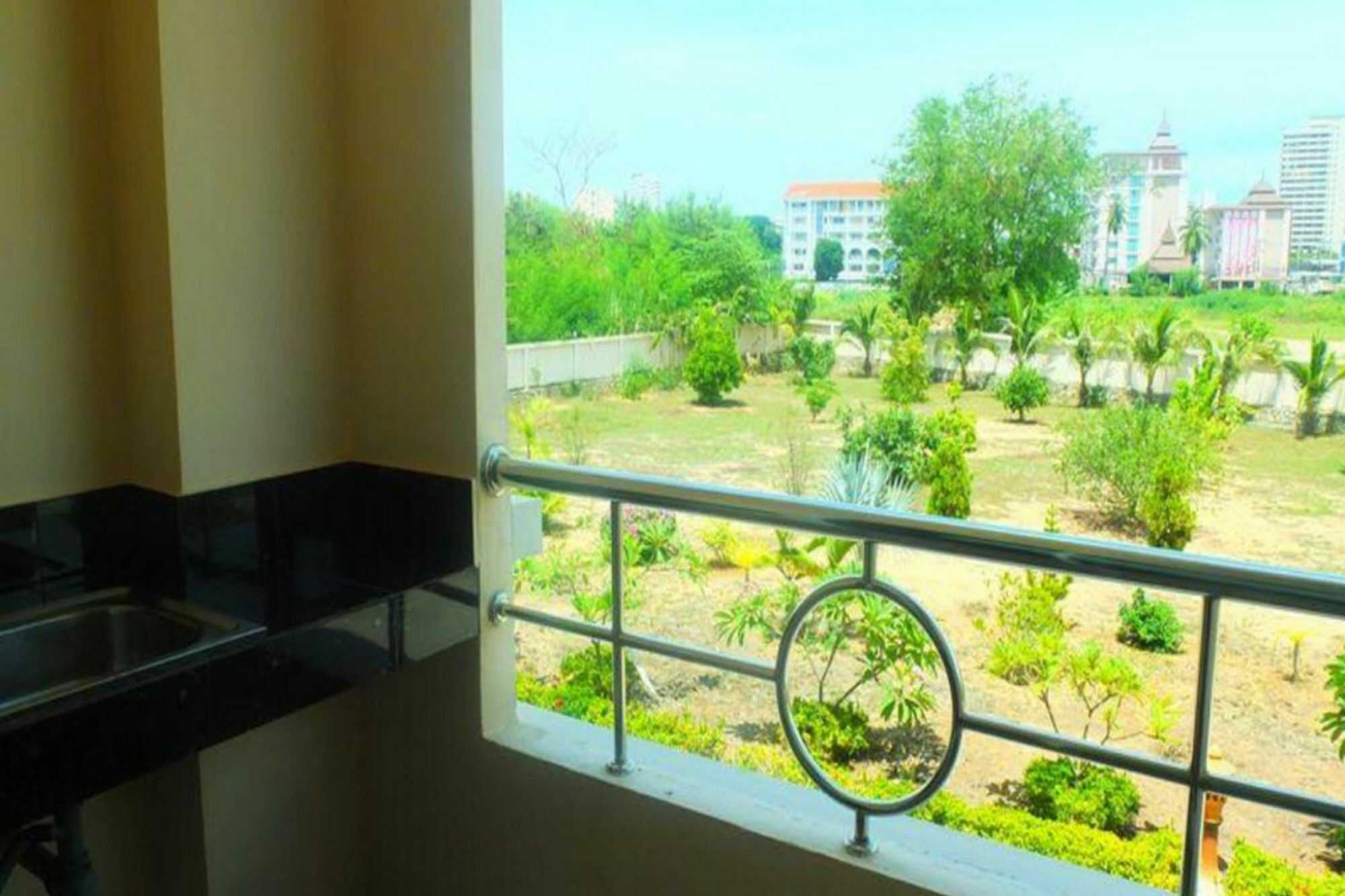 פאטאיה Lk Pavilion Executive Serviced Apartment מראה חיצוני תמונה
